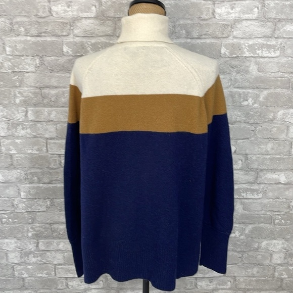 J.Crew Colorblock Sweater in Supersoft Yarn - Picture 4 of 7